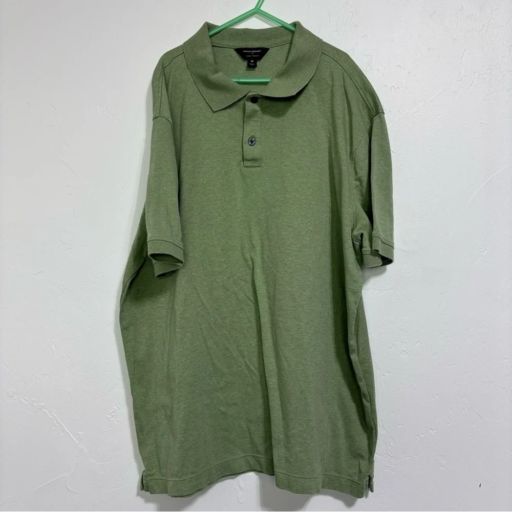 Banana Republic Luxe Touch Men's Medium Polo Green Short Sleeve Cotton